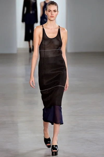 Look 11